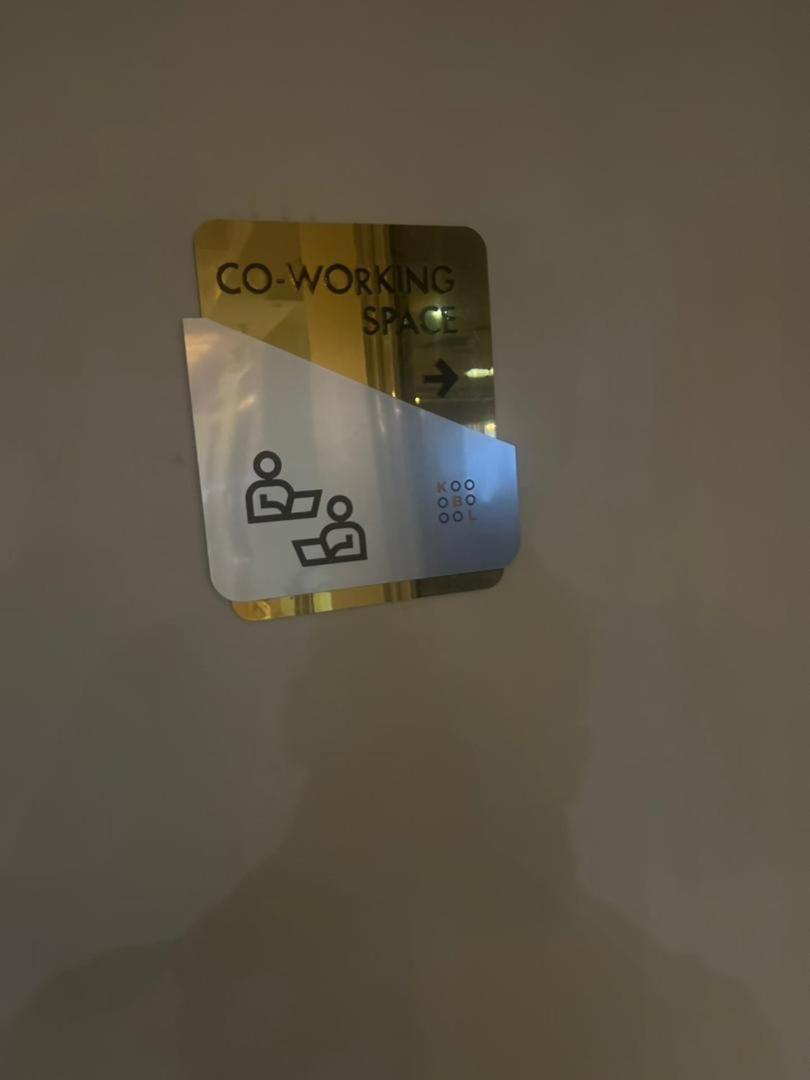 Royal Hotel Apartments カンパラ エクステリア 写真